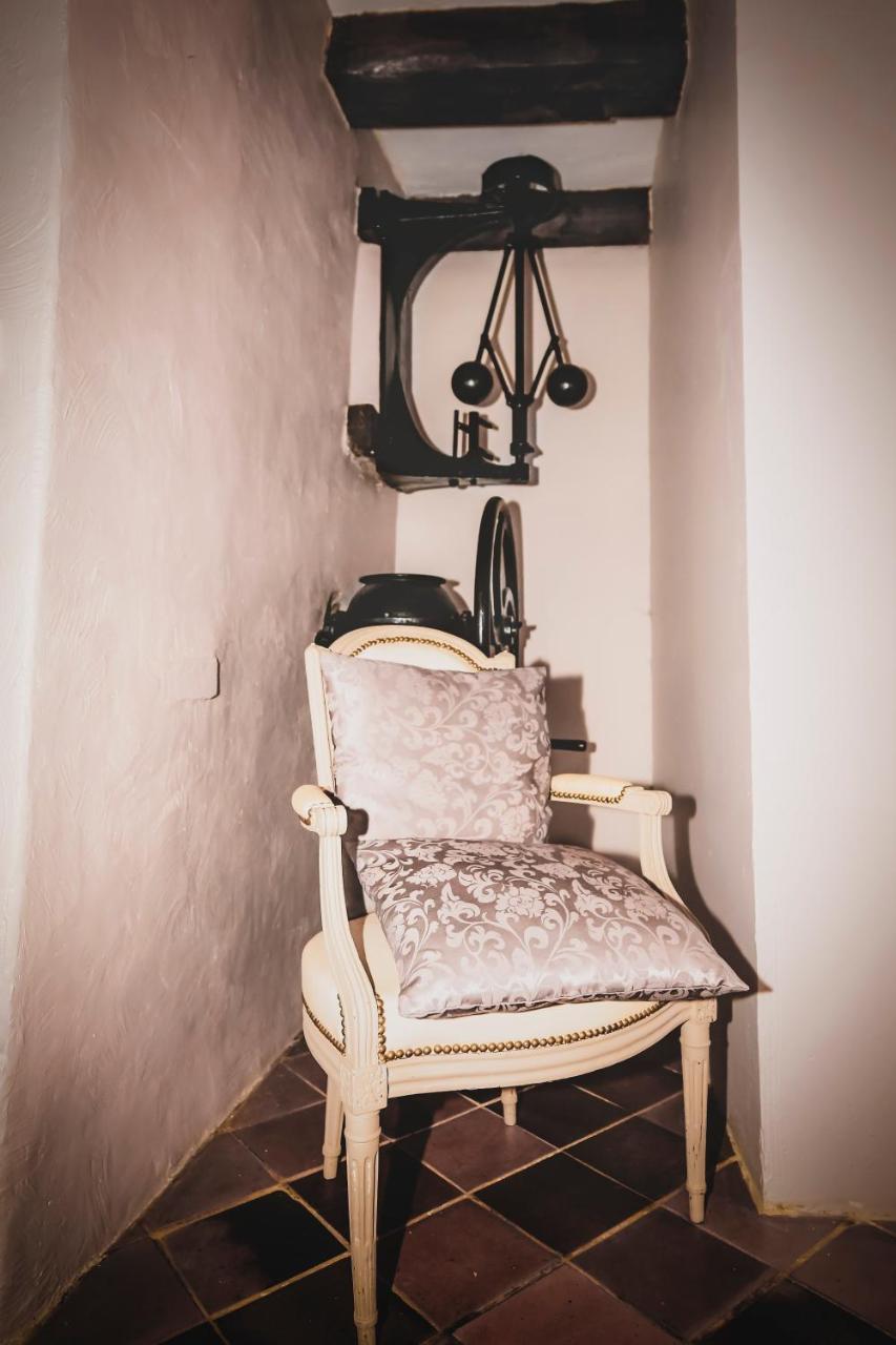 Le Moulin De Pommeuse Bed & Breakfast Dış mekan fotoğraf
