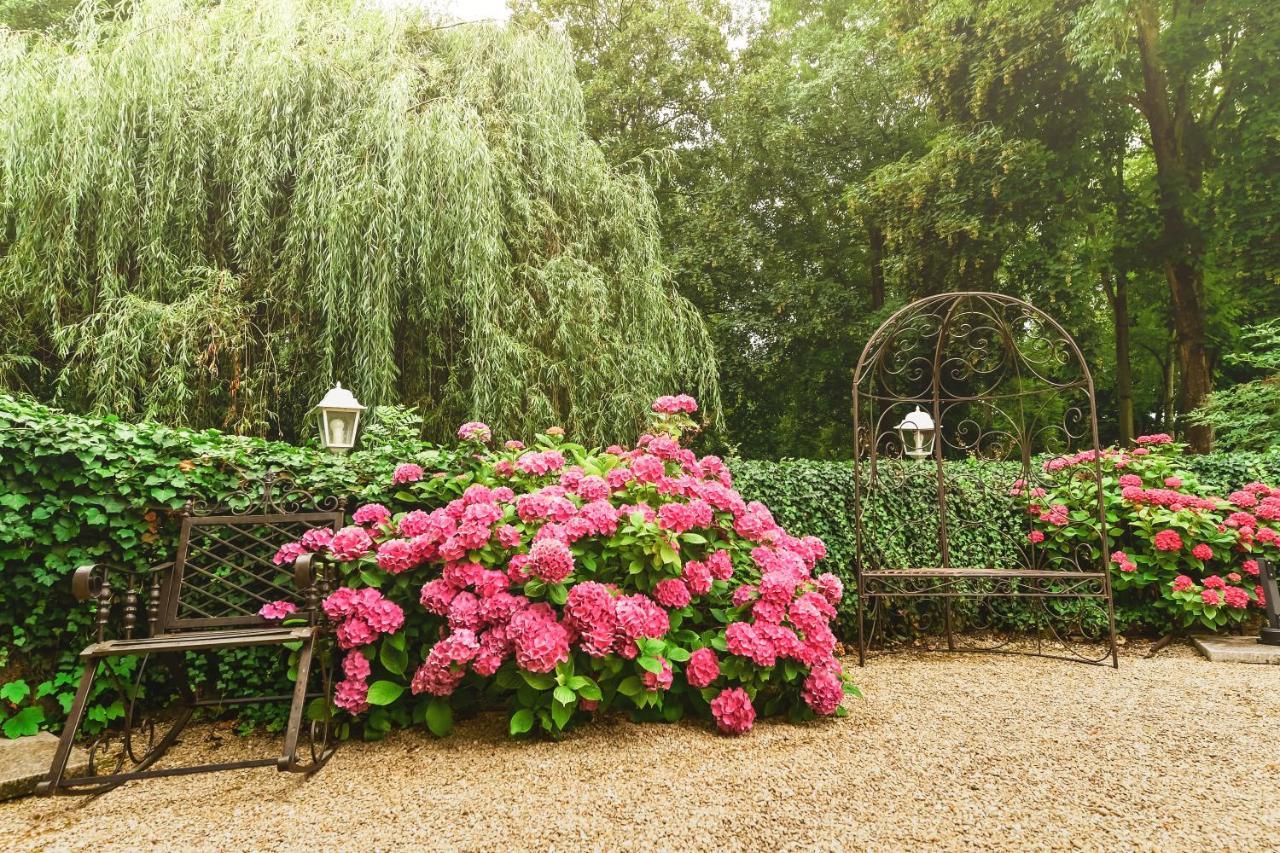 Le Moulin De Pommeuse Bed & Breakfast Dış mekan fotoğraf
